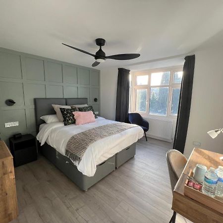 United Home B&B Salford  Buitenkant foto