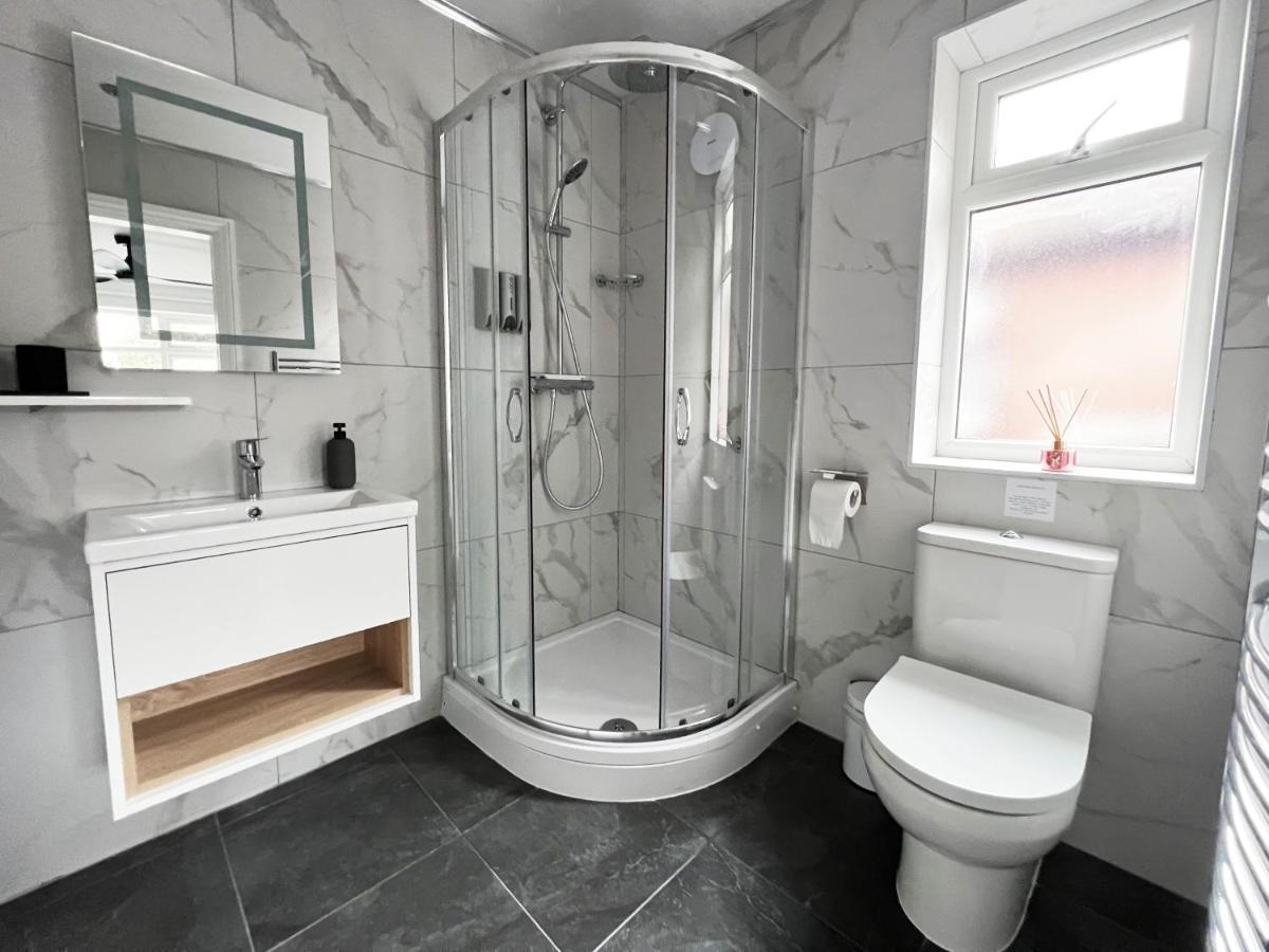 United Home B&B Salford  Buitenkant foto
