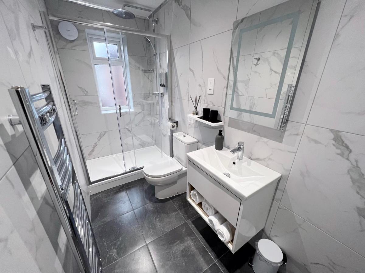 United Home B&B Salford  Buitenkant foto