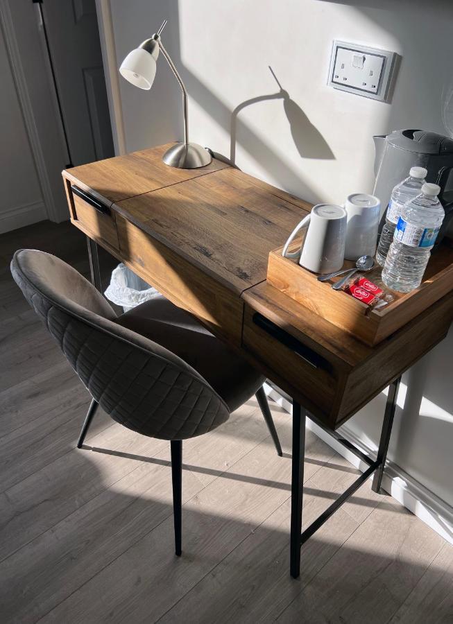 United Home B&B Salford  Buitenkant foto